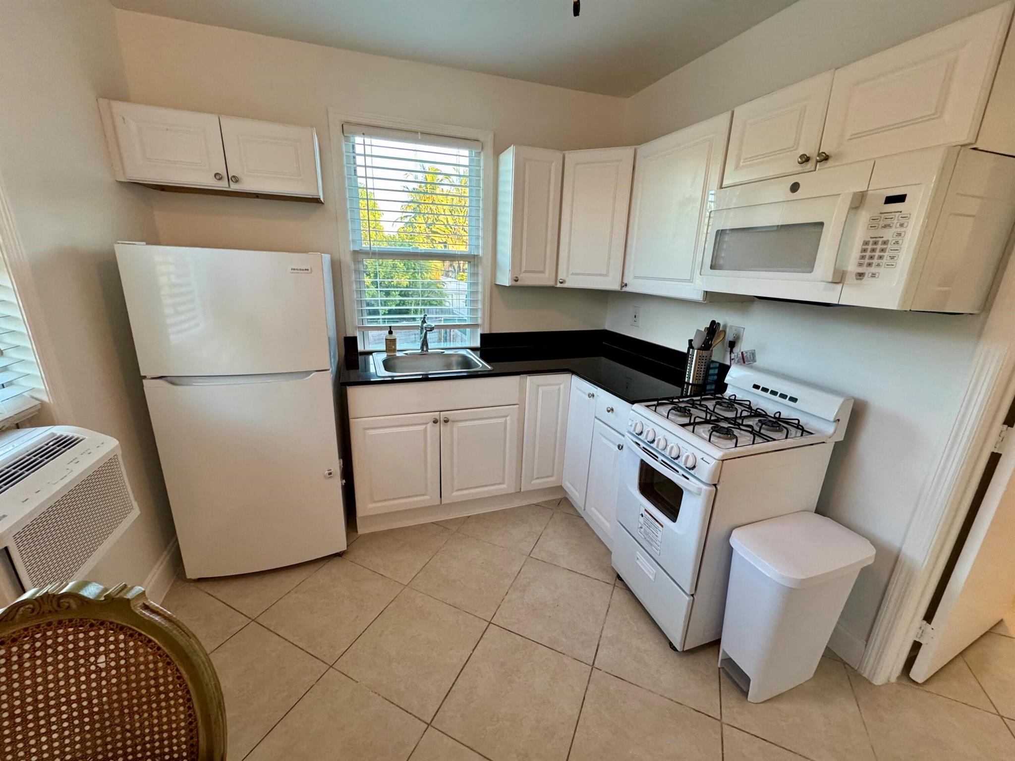 NORTHWOOD ADD IN PB 8 PGS - Commercial Sale