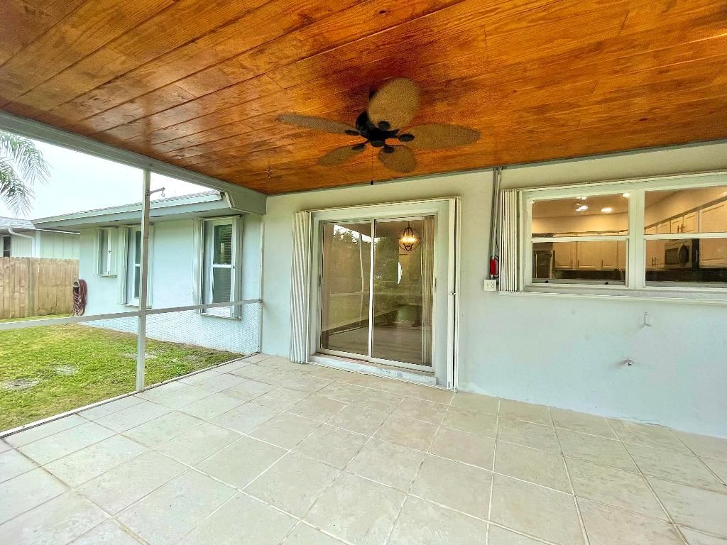 Photo of 8315 SE Boxwood Lane, Hobe Sound, FL 33455 (MLS # R10940489)