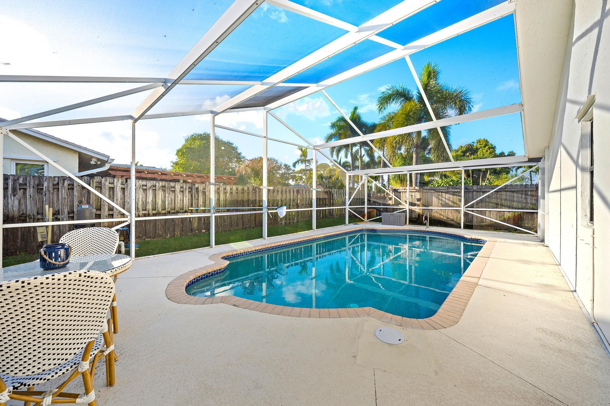 PALM BEACH GARDENS 4 - Residential