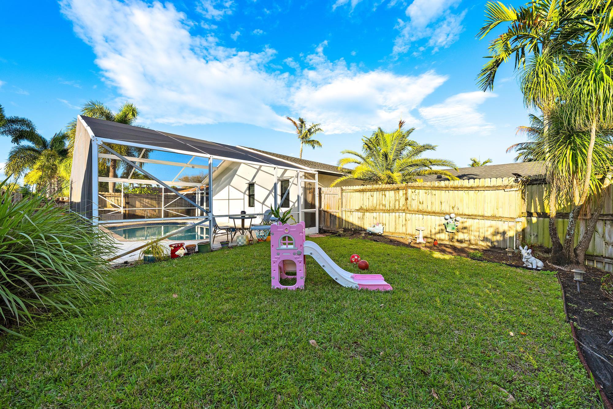 PALM BEACH GARDENS 4 - Residential