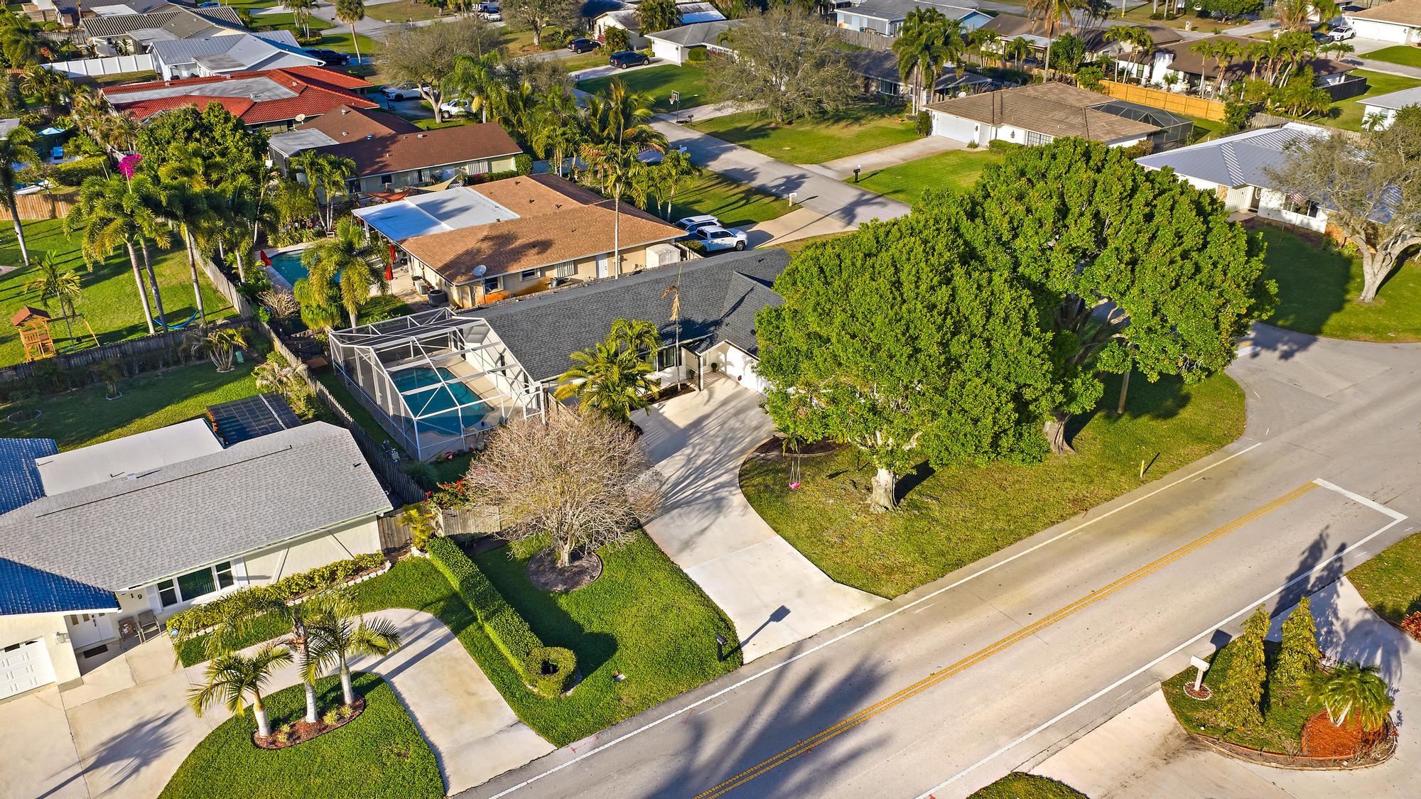 PALM BEACH GARDENS 4 - Residential