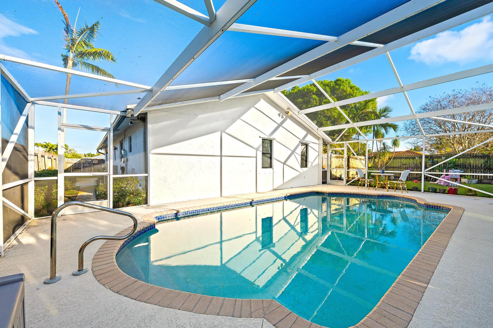PALM BEACH GARDENS 4 - Residential