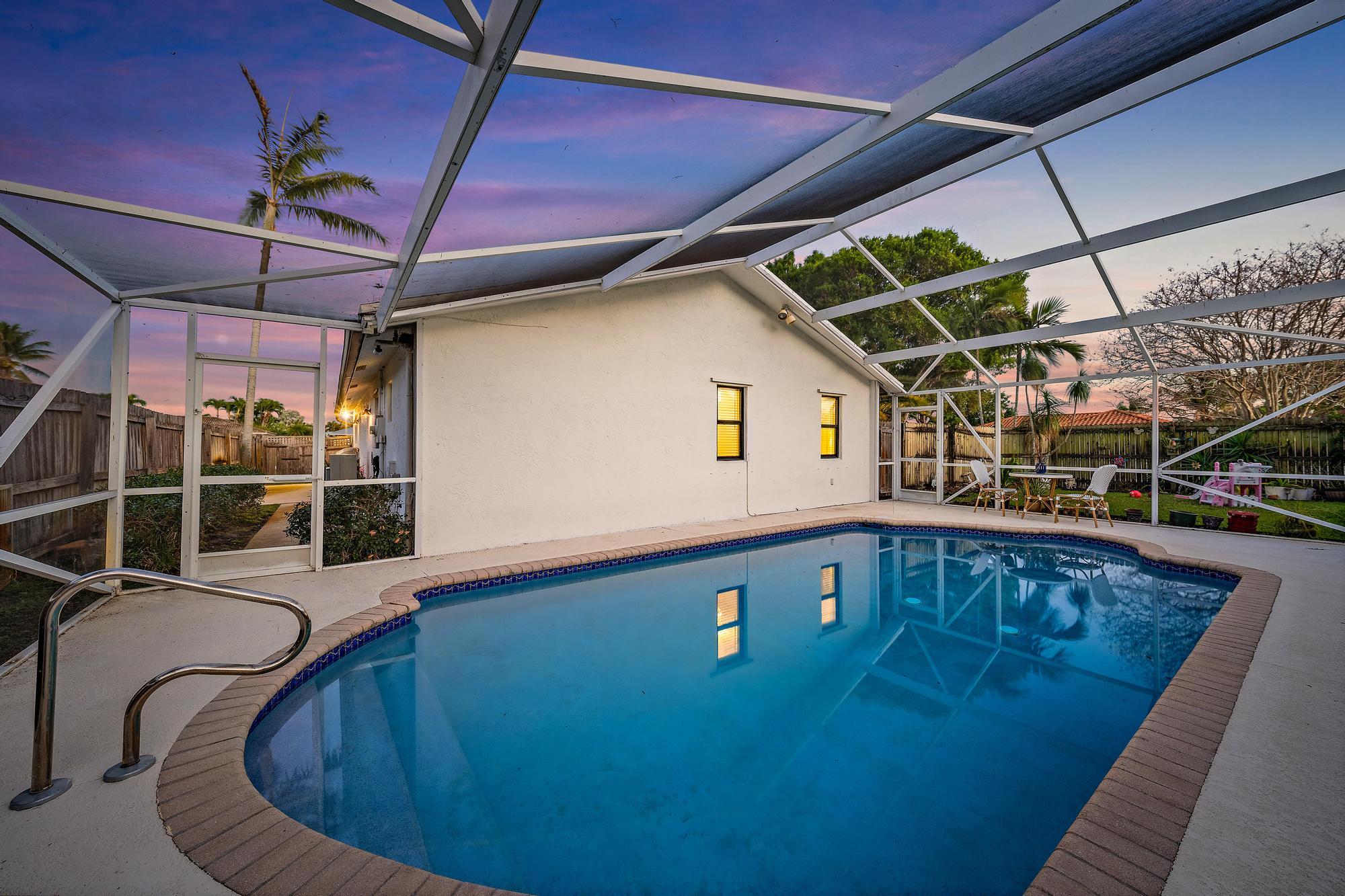 PALM BEACH GARDENS 4 - Residential