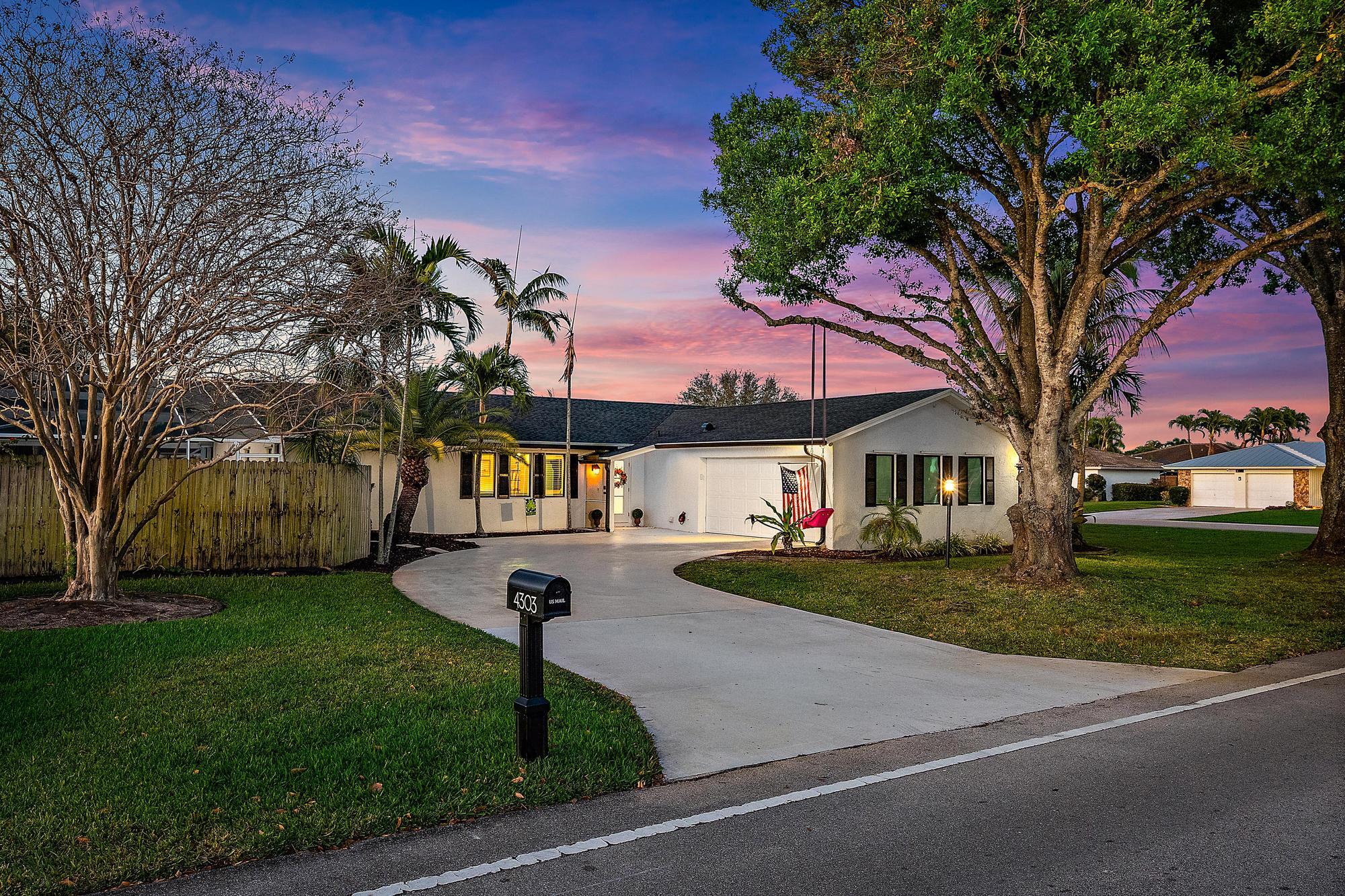 PALM BEACH GARDENS 4 - Residential