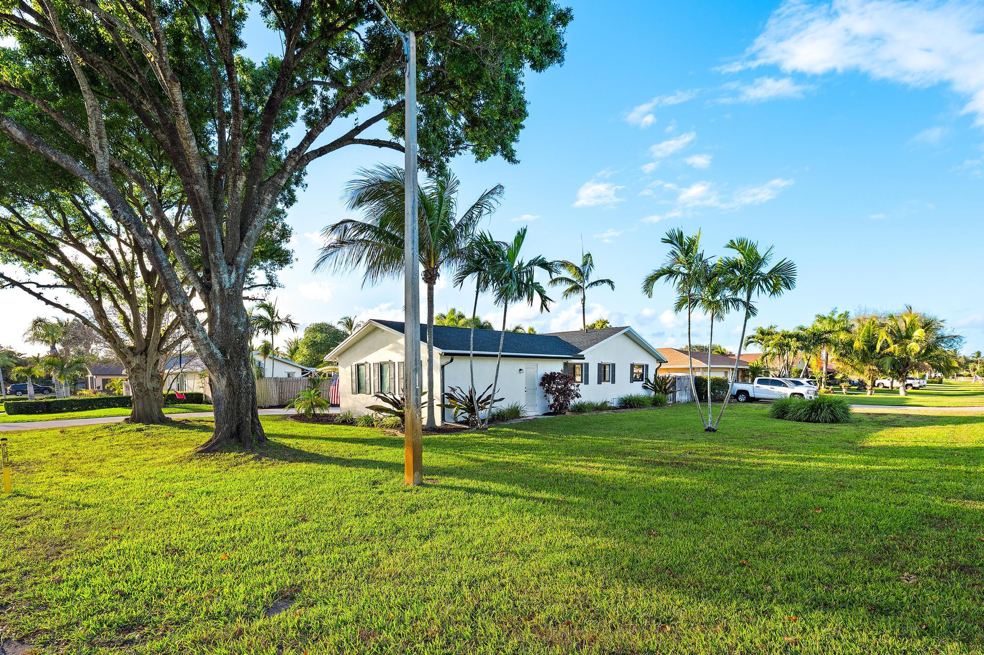 PALM BEACH GARDENS 4 - Residential