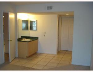 MIDPORT PLACE II, A CONDOMINIUM - Residential