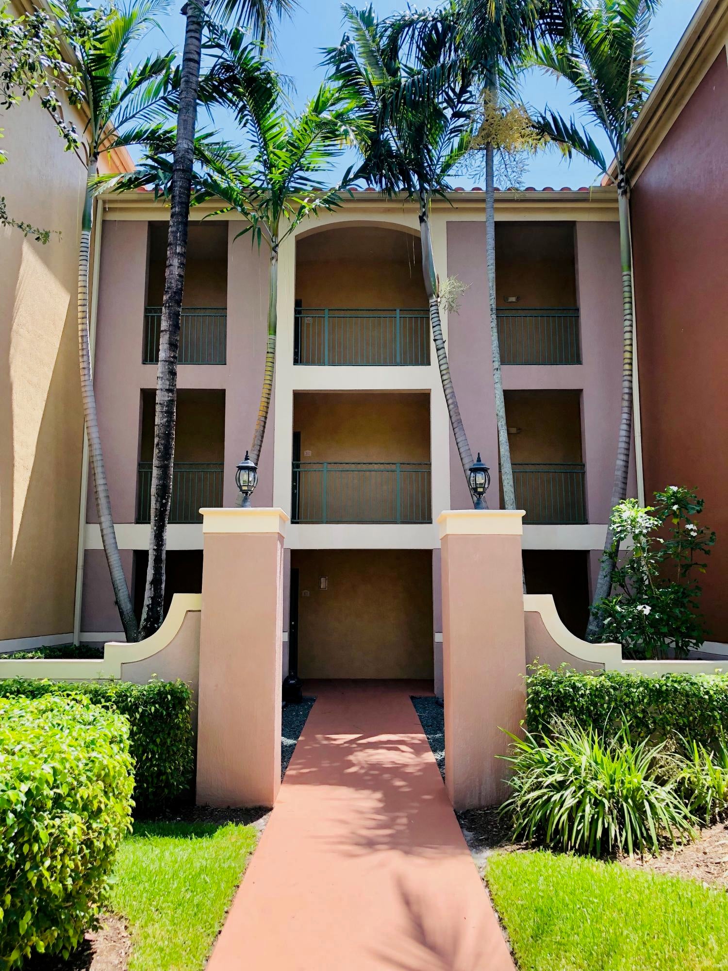 Properties 11750 St Andrews Place