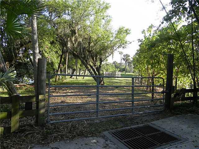 0 SW Quiet River Court
