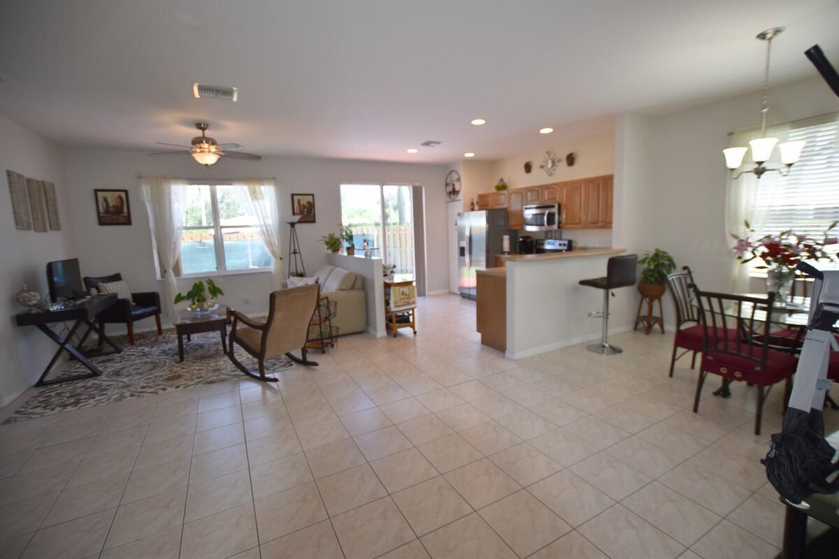 Properties 1791 Pierside Circle