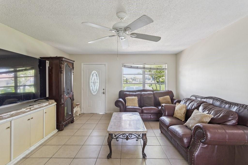 Mainlands Of Tamarac Lake - Residential