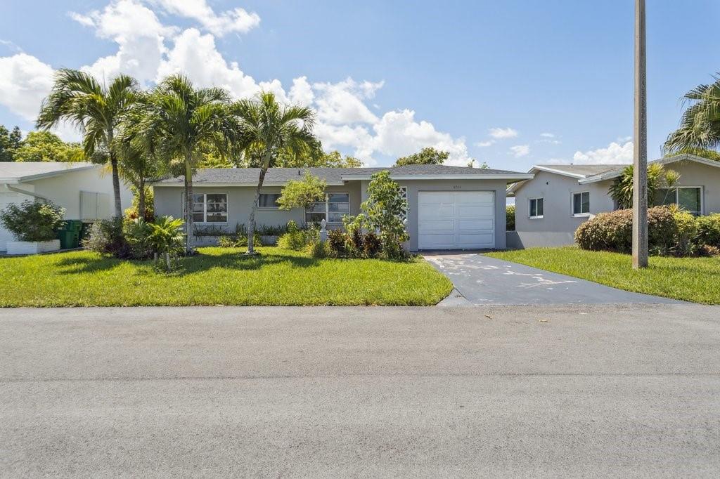Mainlands Of Tamarac Lake - Residential