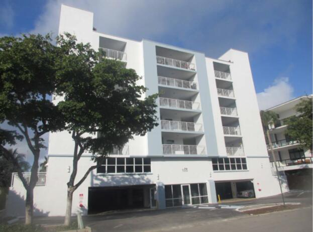 VENICE ISLE TOWER CONDO - Residential