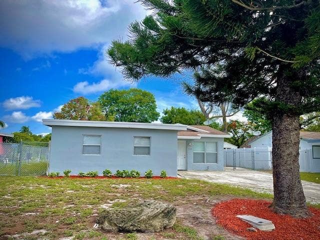 Photo of 121 NW 7TH Court, Deerfield Beach, FL 33441 (MLS # B26062219)