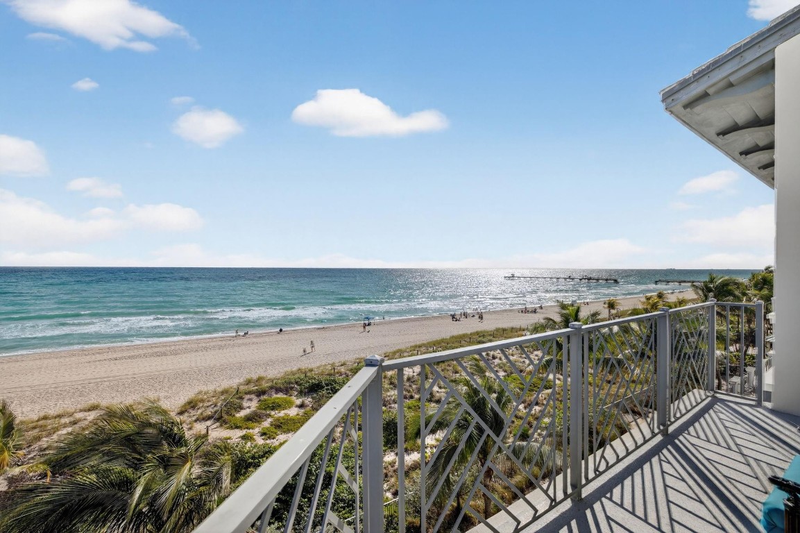 Villas by the Sea - Residential