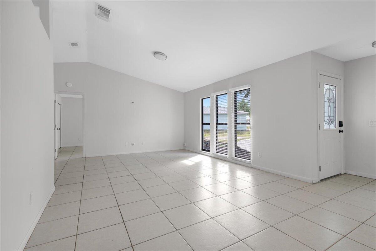 PORT ST LUCIE SECTION 21 - Residential