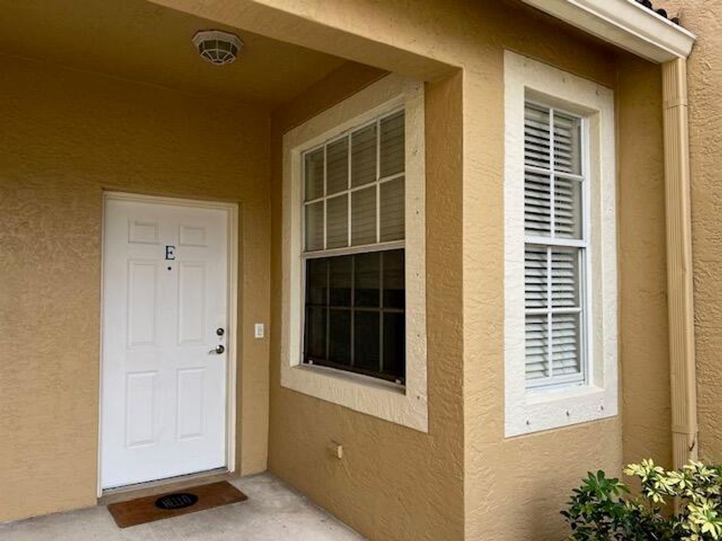 Photo of 160 Village Boulevard #E, Tequesta, FL 33469 (MLS # R11029467)