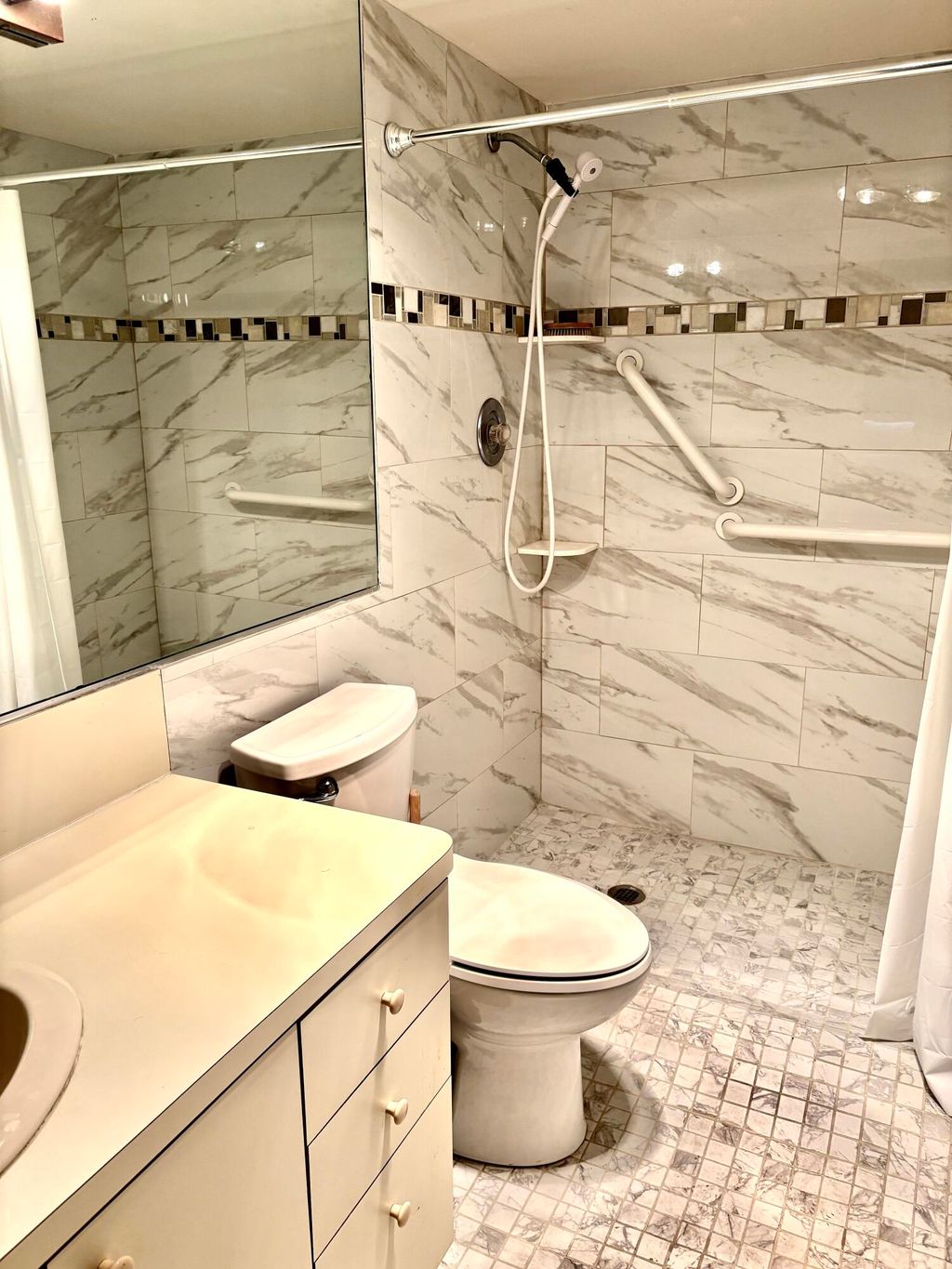Photo of 48 Plymouth, West Palm Beach, FL 33417 (MLS # B26022420)