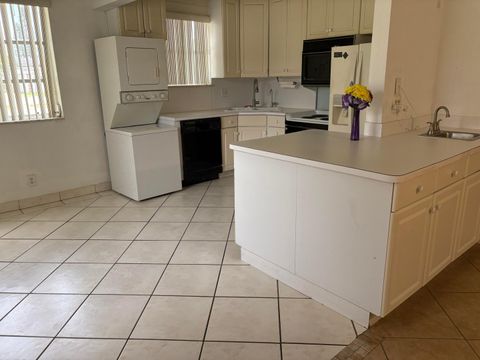 48 Plymouth F West Palm Beach FL 33417