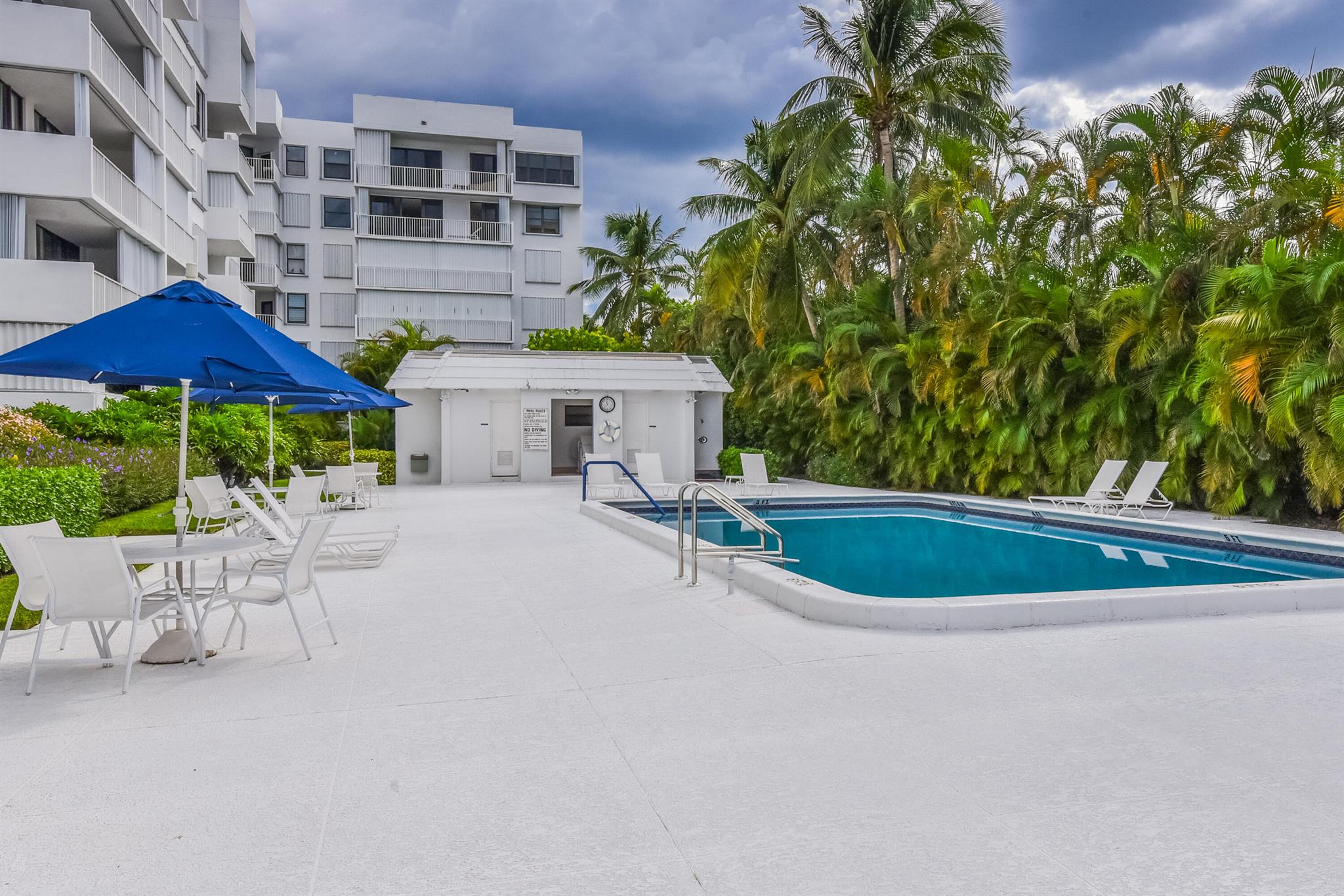 LA PALMA CONDO - Residential Lease