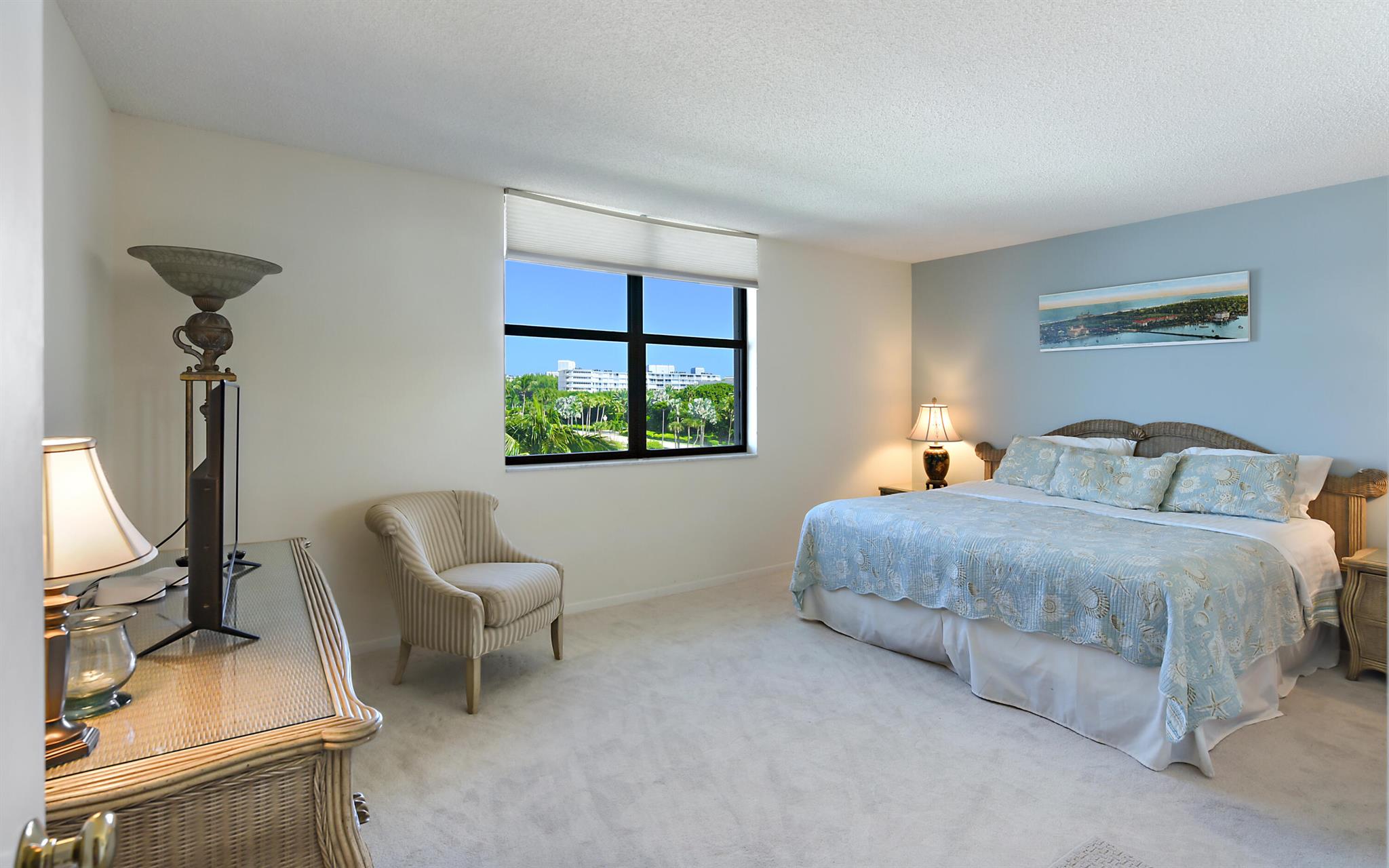 LA PALMA CONDO - Residential Lease