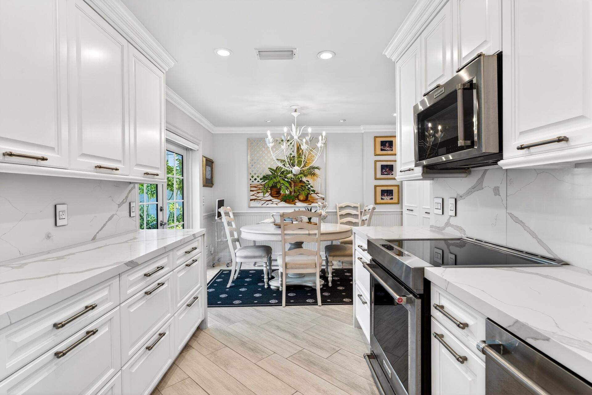 VILLAS OF NORTHWOODS - Residential