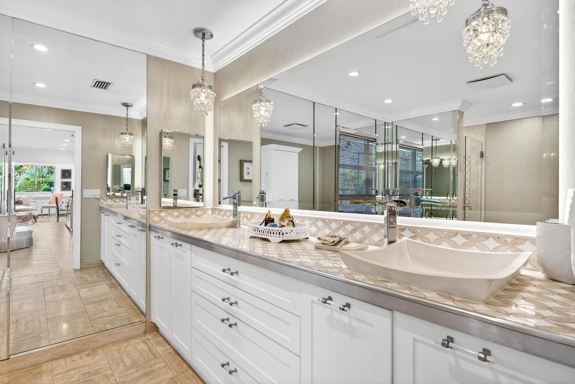 VILLAS OF NORTHWOODS - Residential