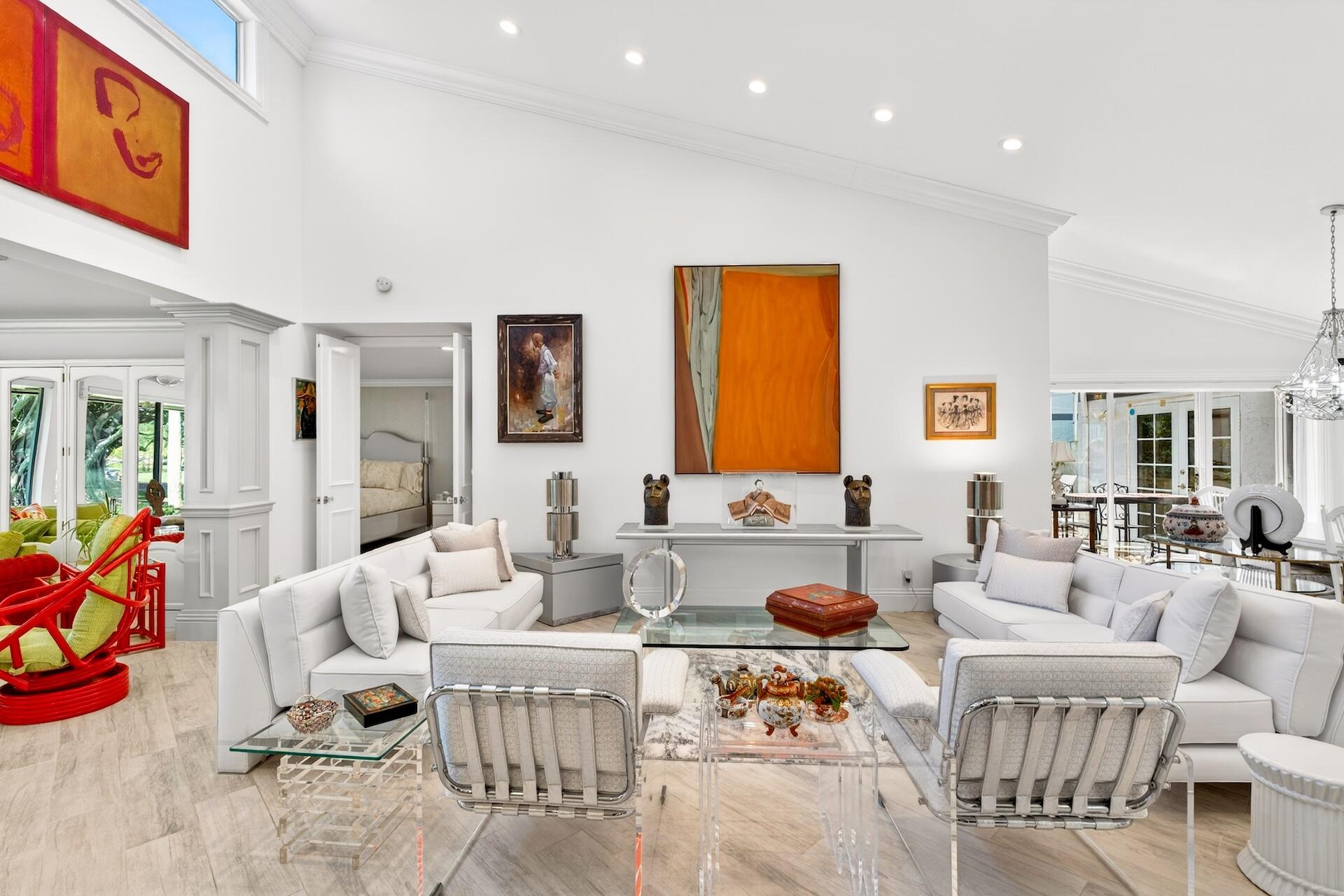 VILLAS OF NORTHWOODS - Residential