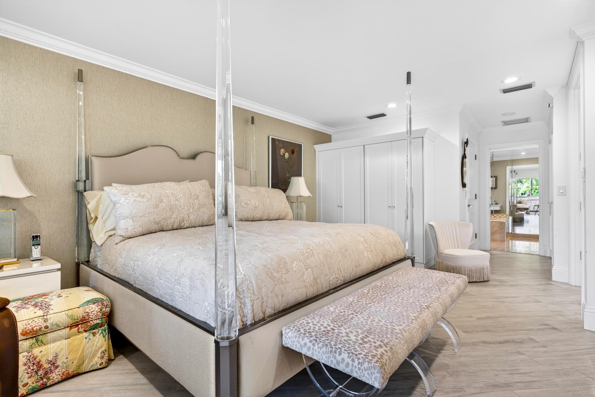 VILLAS OF NORTHWOODS - Residential
