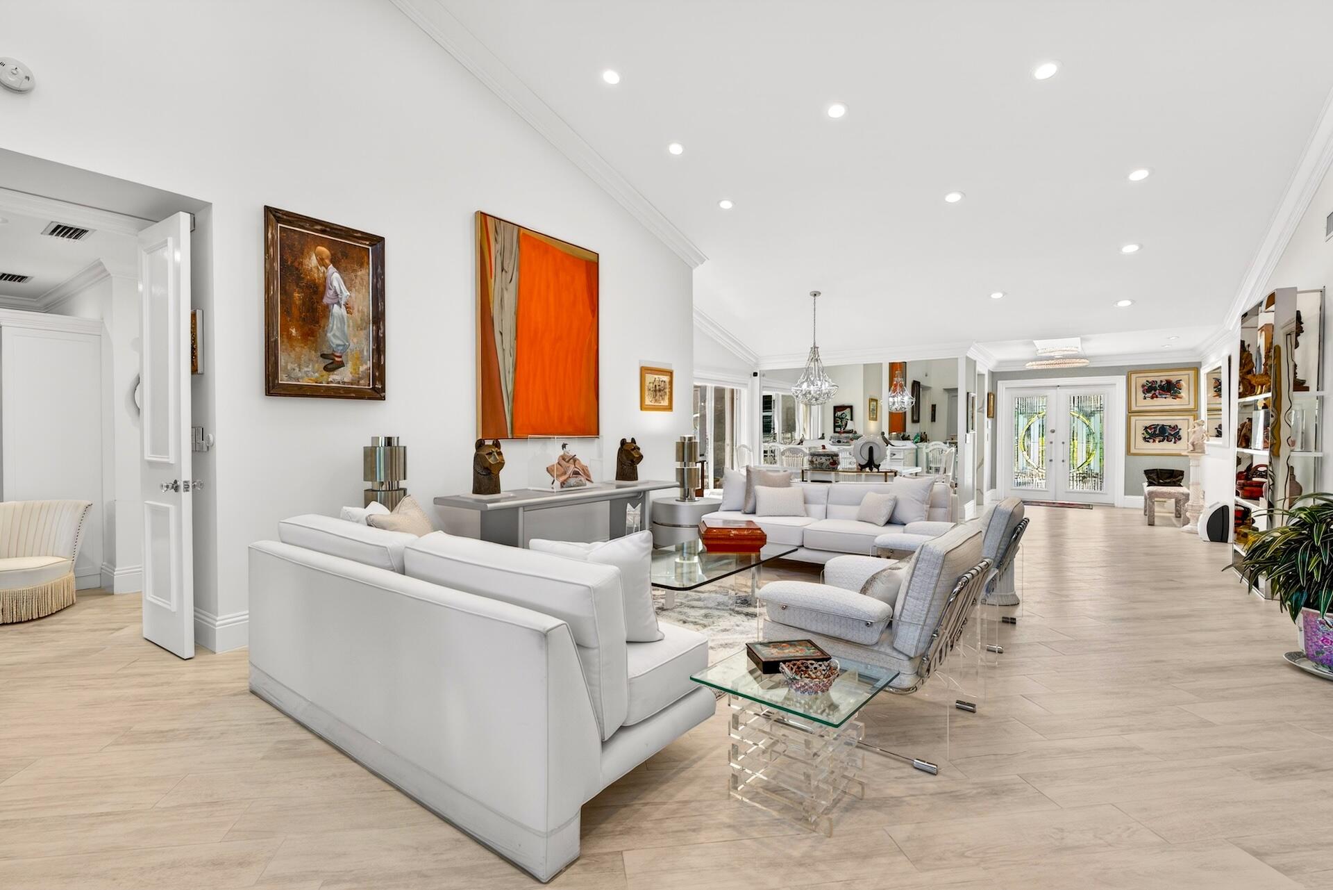 VILLAS OF NORTHWOODS - Residential