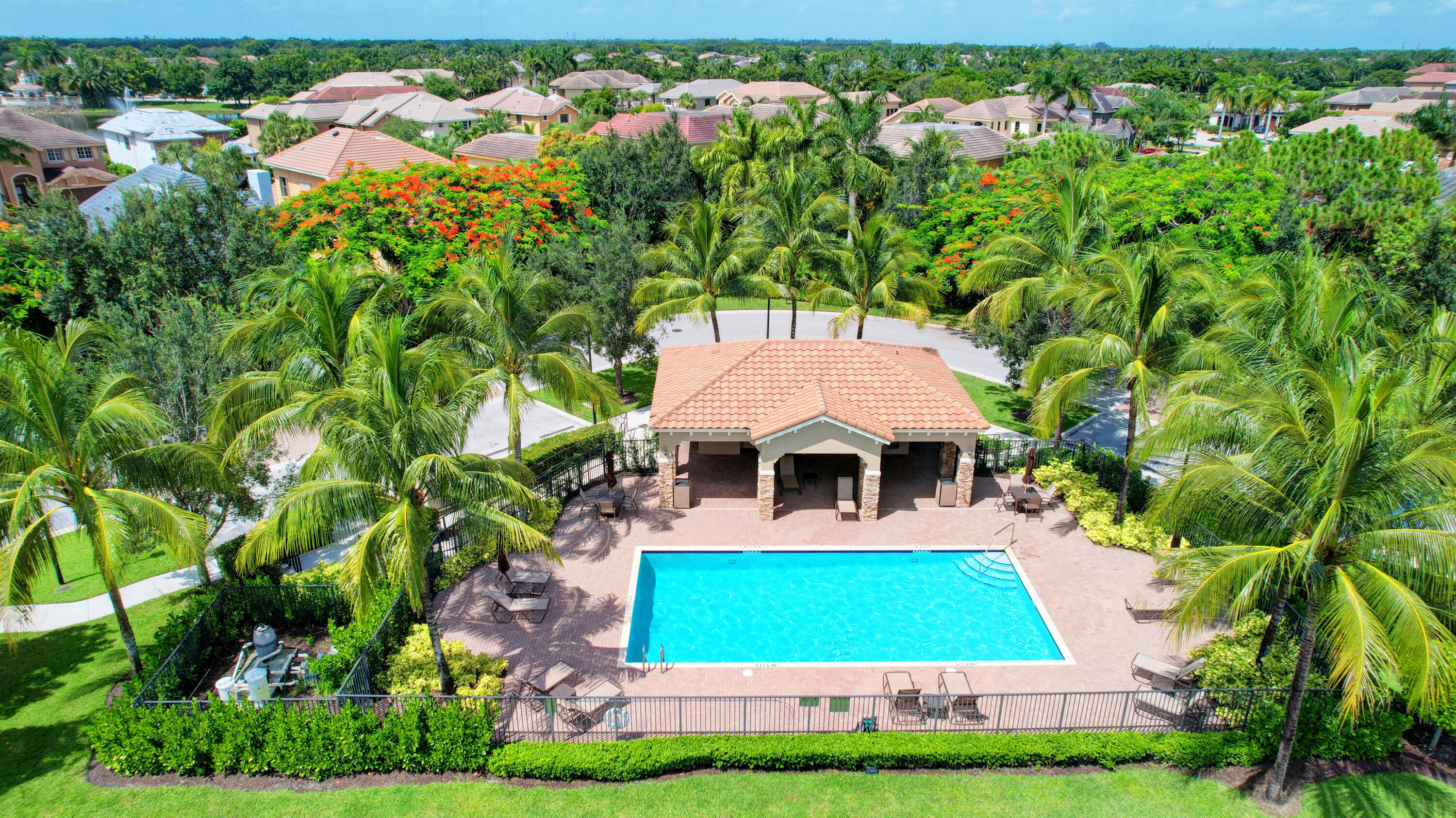 WELLINGTON PARC - Residential Lease