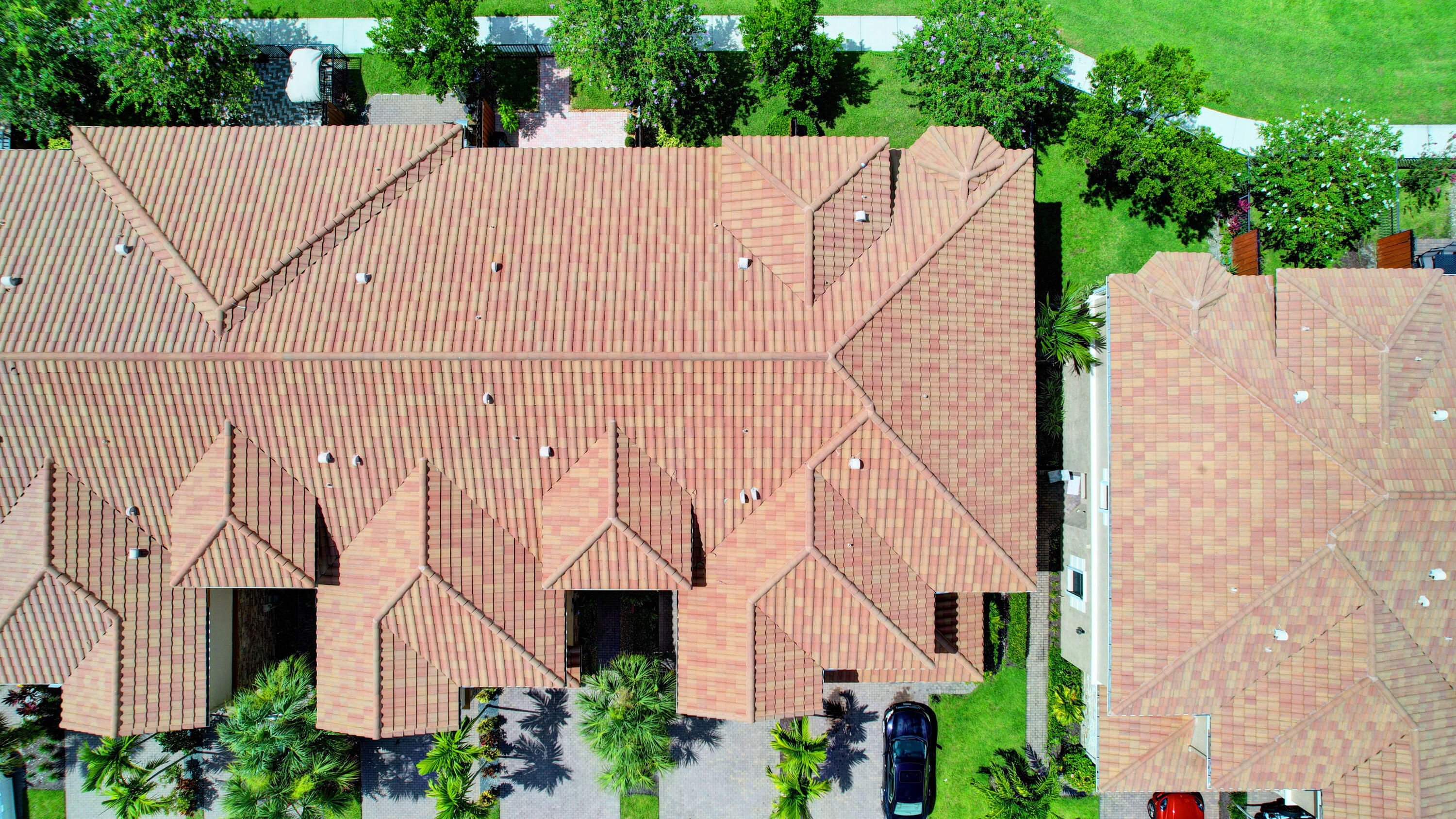WELLINGTON PARC - Residential Lease
