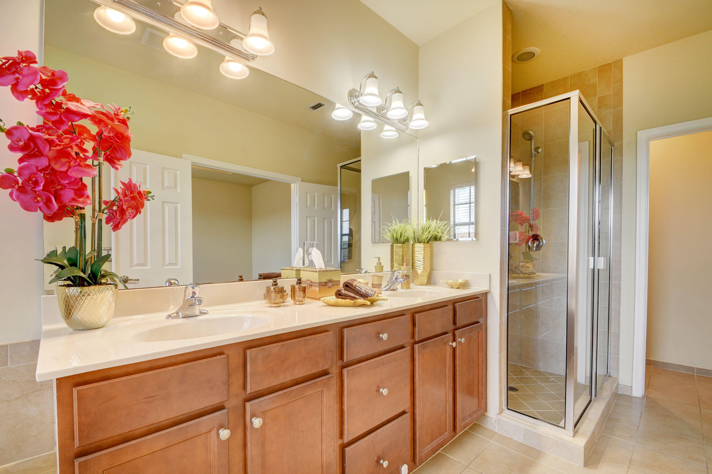 WELLINGTON PARC - Residential Lease