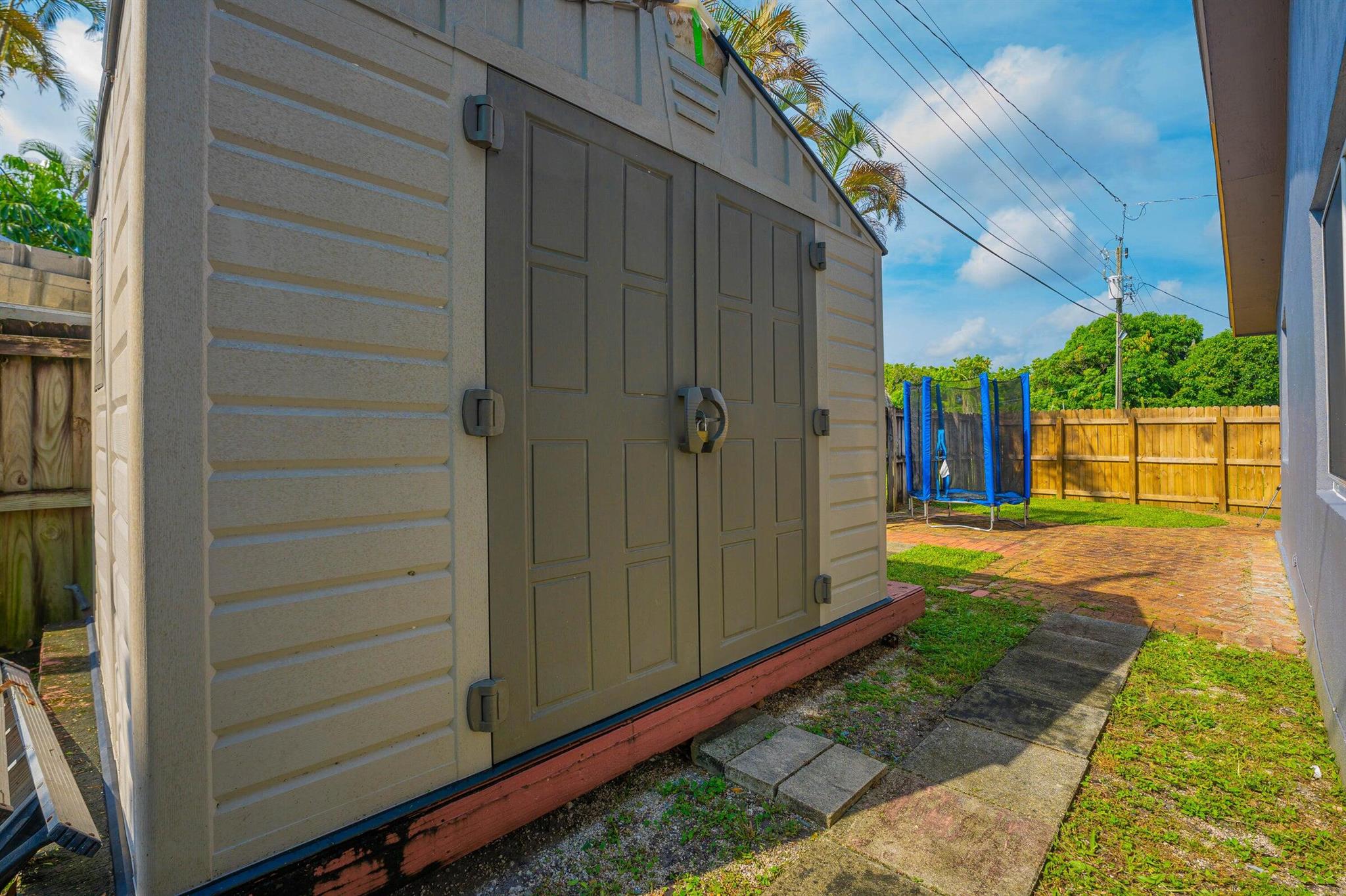 SOUTH BROWARD RANCHES - Residential Lease