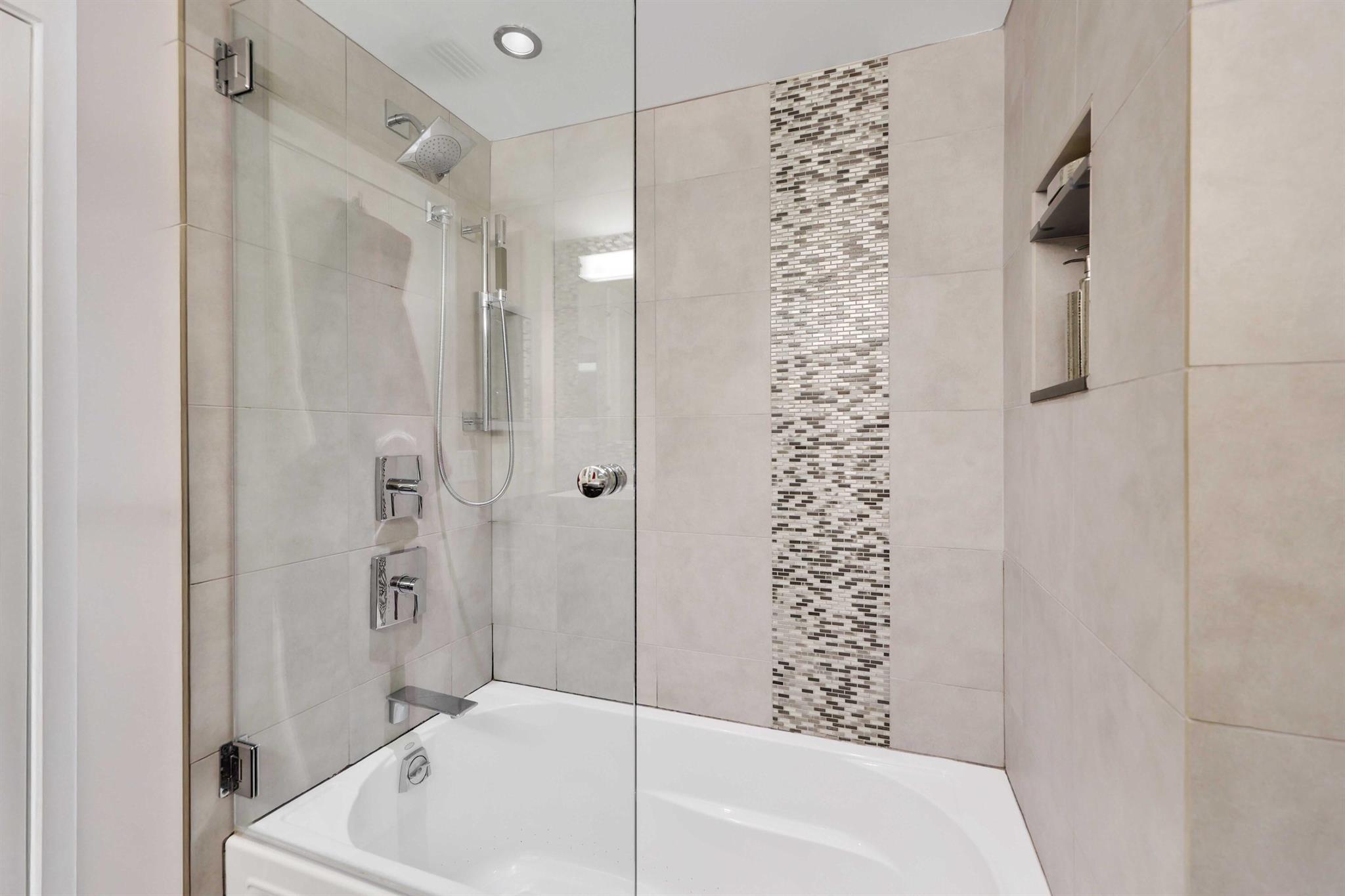 THREE FIFTY CONDO - Residential