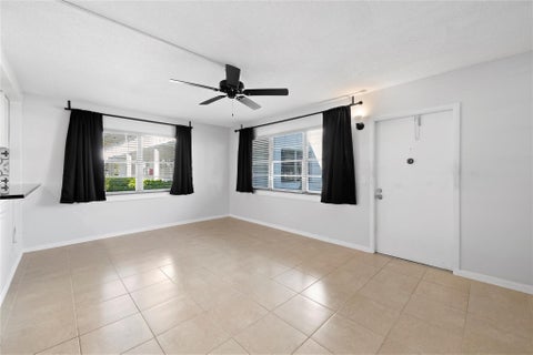 Tiny photo for 28 Prescott B #28, Deerfield Beach, FL 33442 (MLS # B26050307)