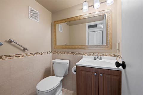 Tiny photo for 28 Prescott B #28, Deerfield Beach, FL 33442 (MLS # B26050307)