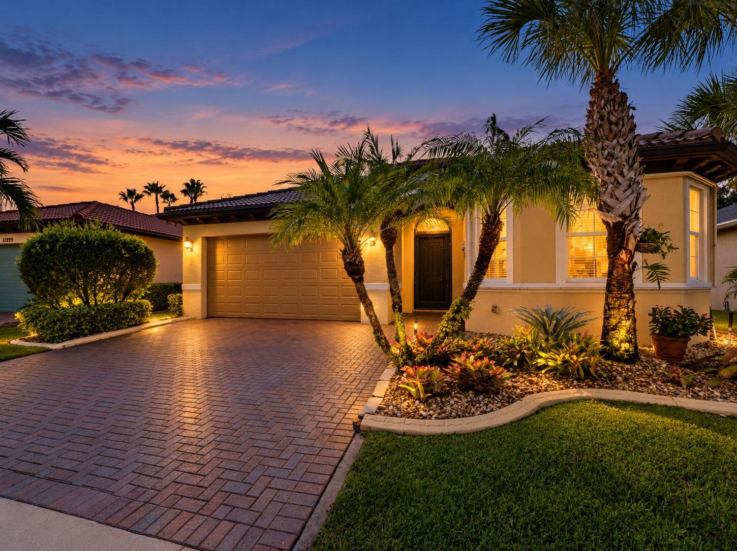 11907 SW Crestwood Circle