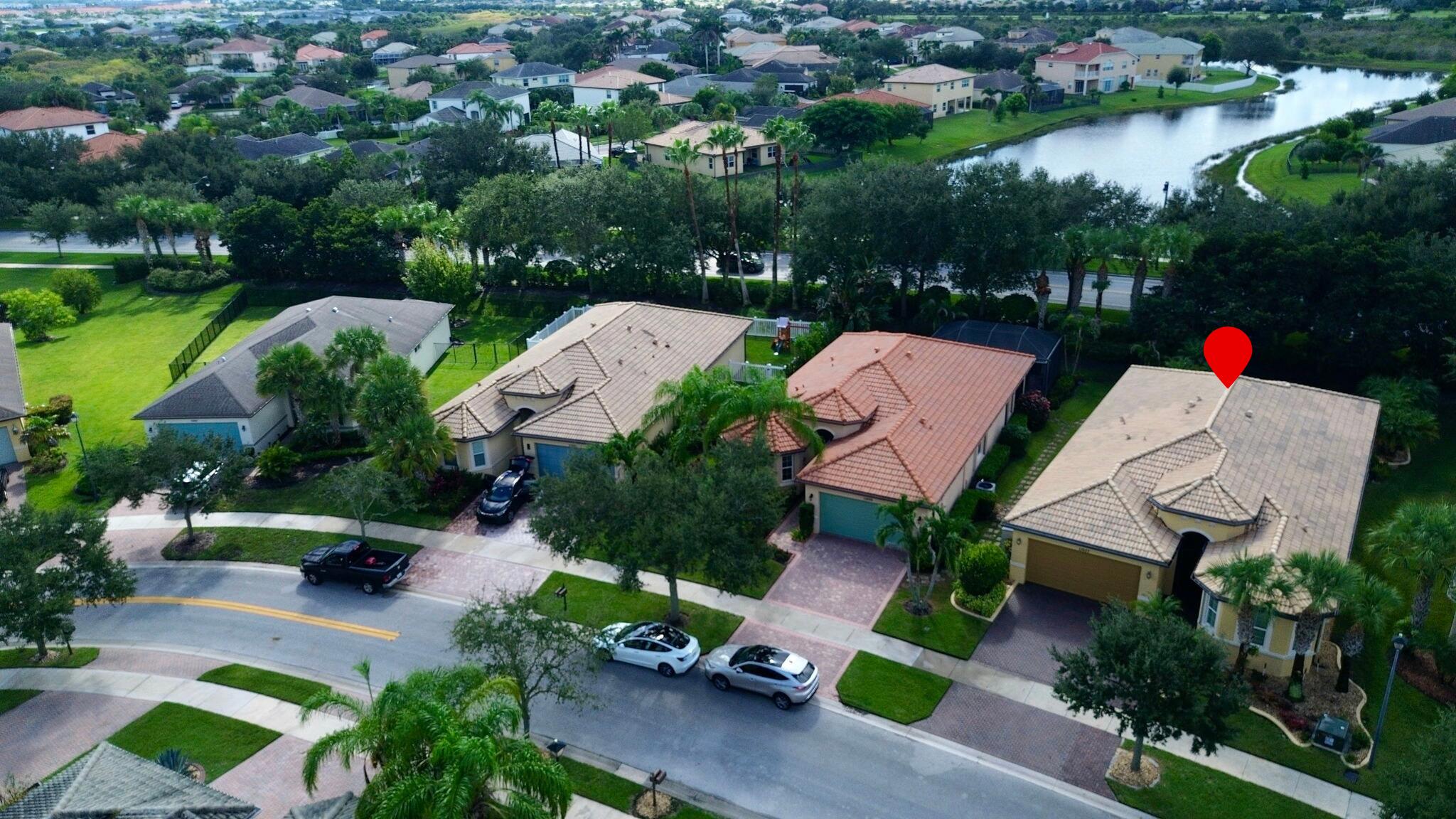 11907 SW Crestwood Circle