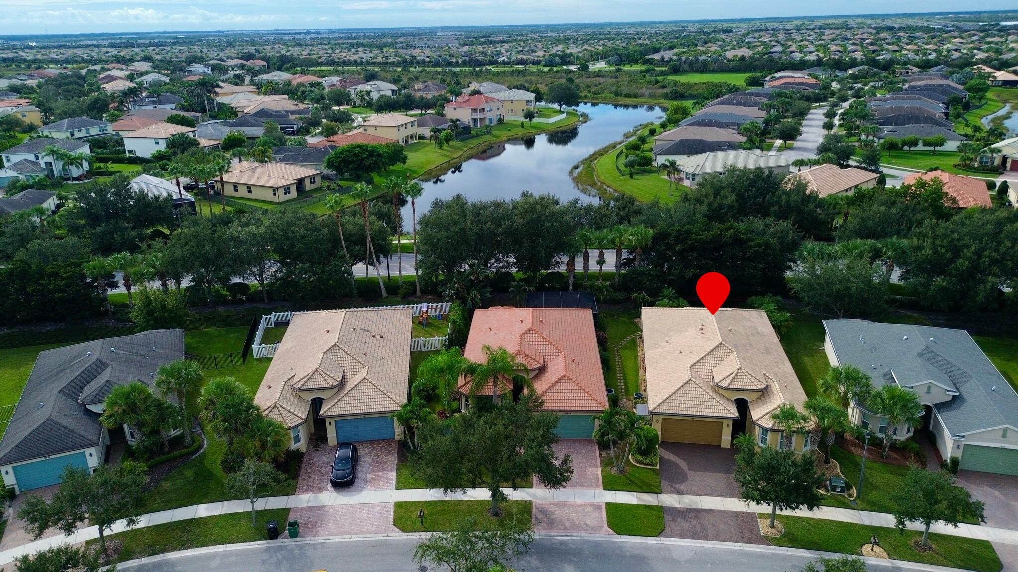 11907 SW Crestwood Circle