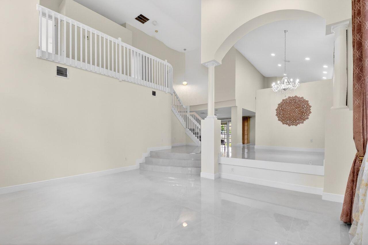 OLYMPIA 1 - Residential Lease