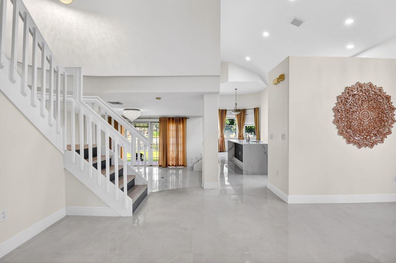 OLYMPIA 1 - Residential Lease