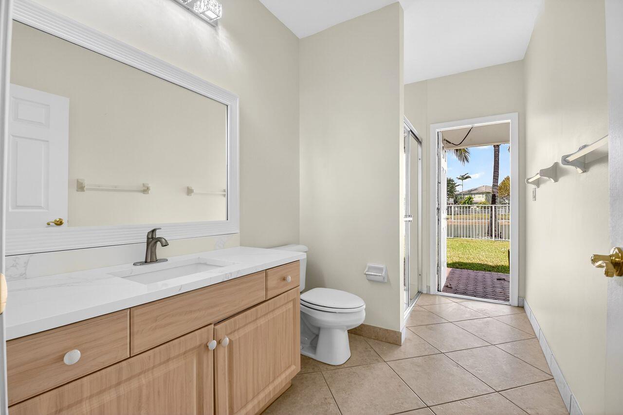 OLYMPIA 1 - Residential Lease