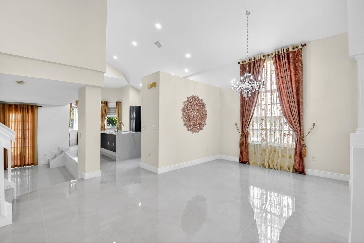 OLYMPIA 1 - Residential Lease