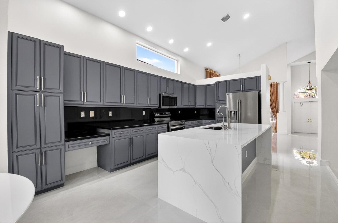 OLYMPIA 1 - Residential Lease