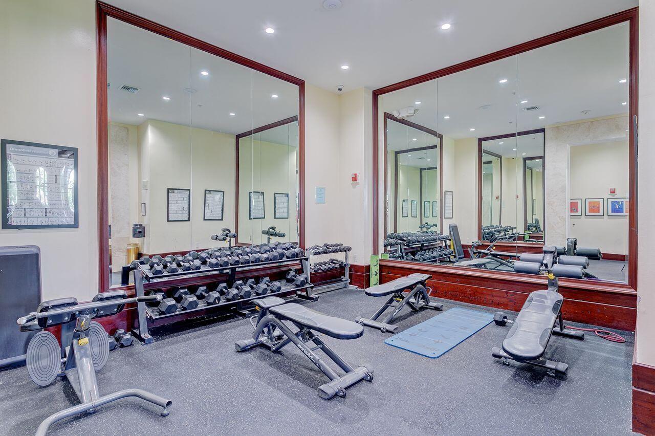 OLYMPIA 1 - Residential Lease