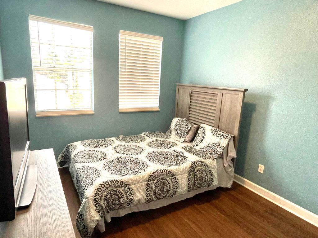 Black Diamond Ph 01 - Residential Lease