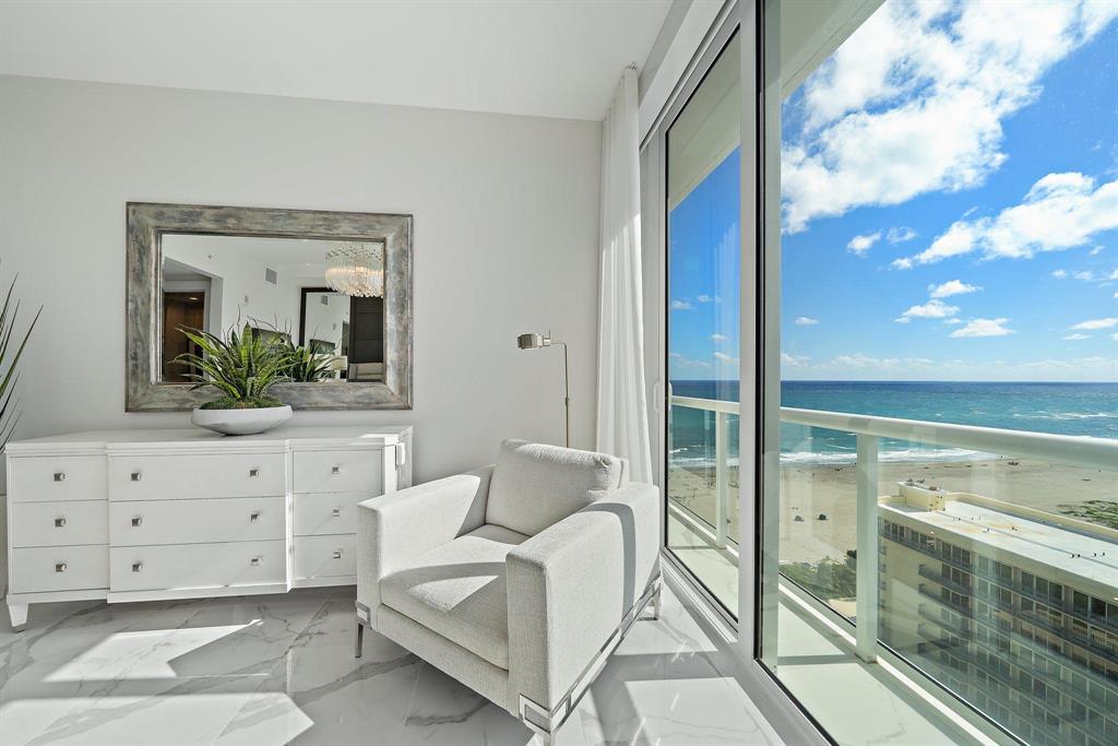 VistaBlue Singer Island Condo - Residential