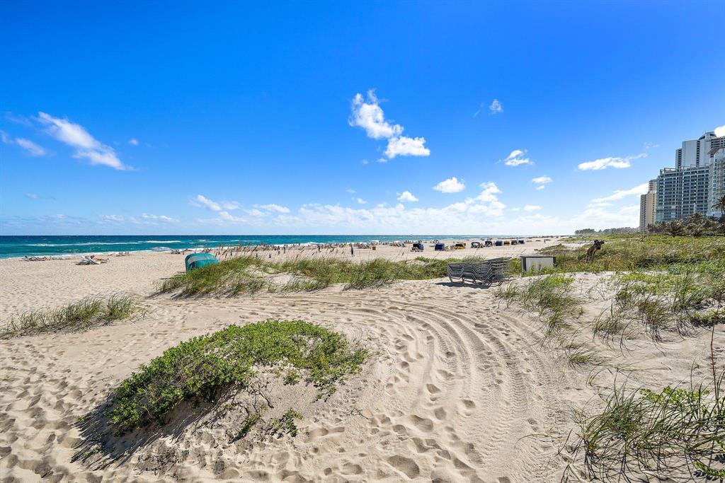 VistaBlue Singer Island Condo - Residential