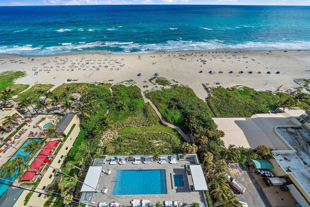 VistaBlue Singer Island Condo - Residential