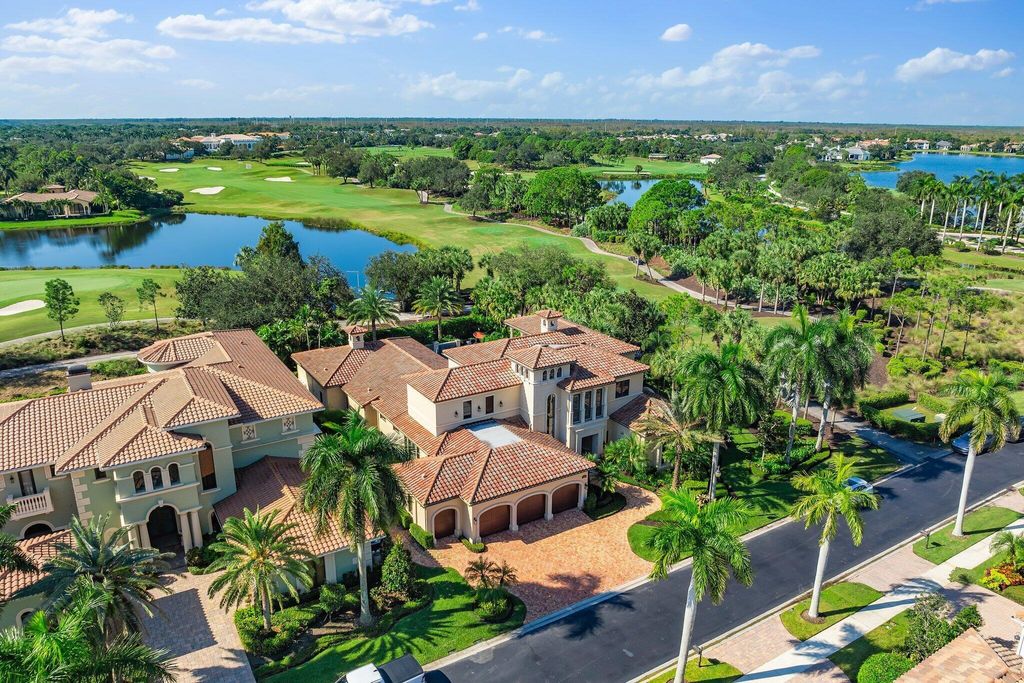 Photo of 210 Via Palacio, Palm Beach Gardens, FL 33418 (MLS # R11029789)